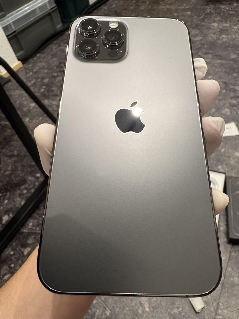 Apple iPhone 12 なみ