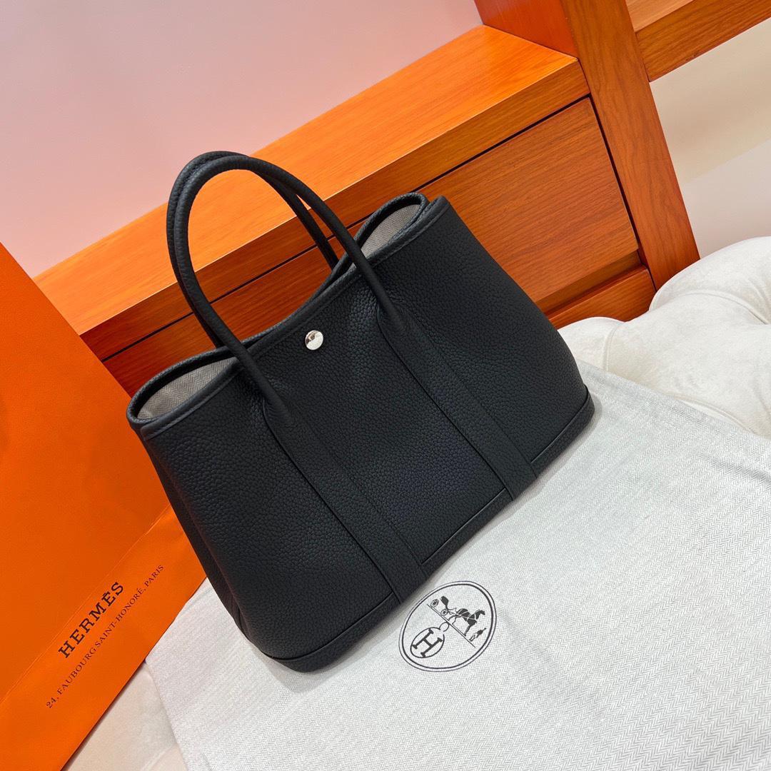 HERMES ブラック トートバッグ HERMES - 中古 エルメス HERMES ユニセックス トートバッグ