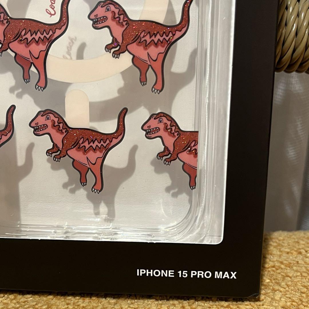 新品 COACH コーチ iPhone15Pro MAX レキシー 恐竜 - メルカリ