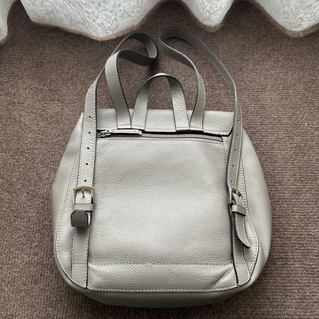 正規店仕入れの FURLA】グレー レザー リュック・バックパック バッグ