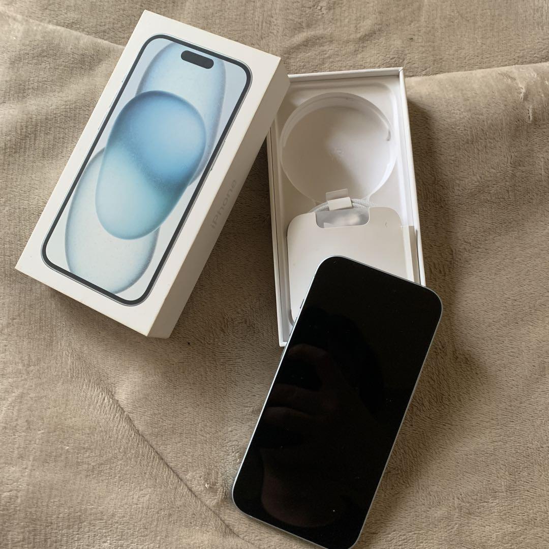 Apple iPhone 15 ホワイト 256GB 本体 - メルカリ Apple iPhone 15 ホワイト 256GB 本体 - メルカリ