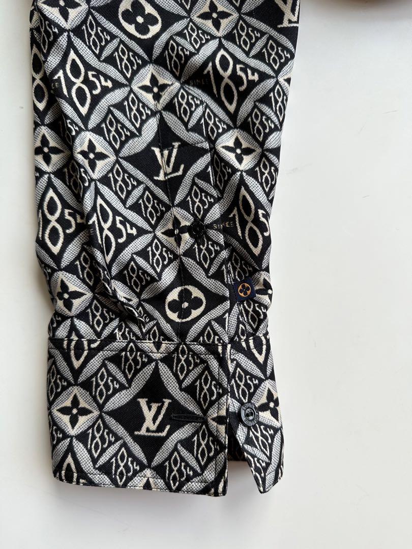 LOUIS VUITTON  モノグラム　ブラック シルク長袖シャツ メンズ