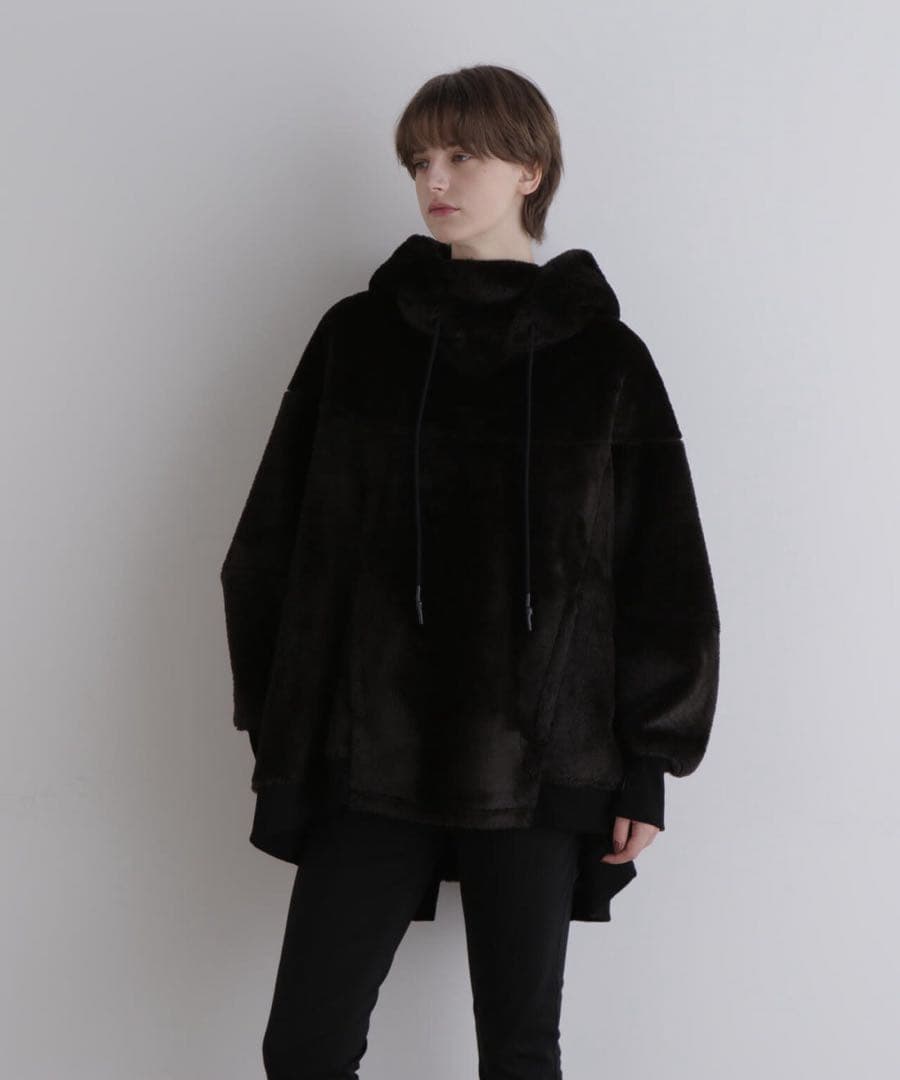 LE PHIL SPORTS フェイクファービッグフーディー SIZE