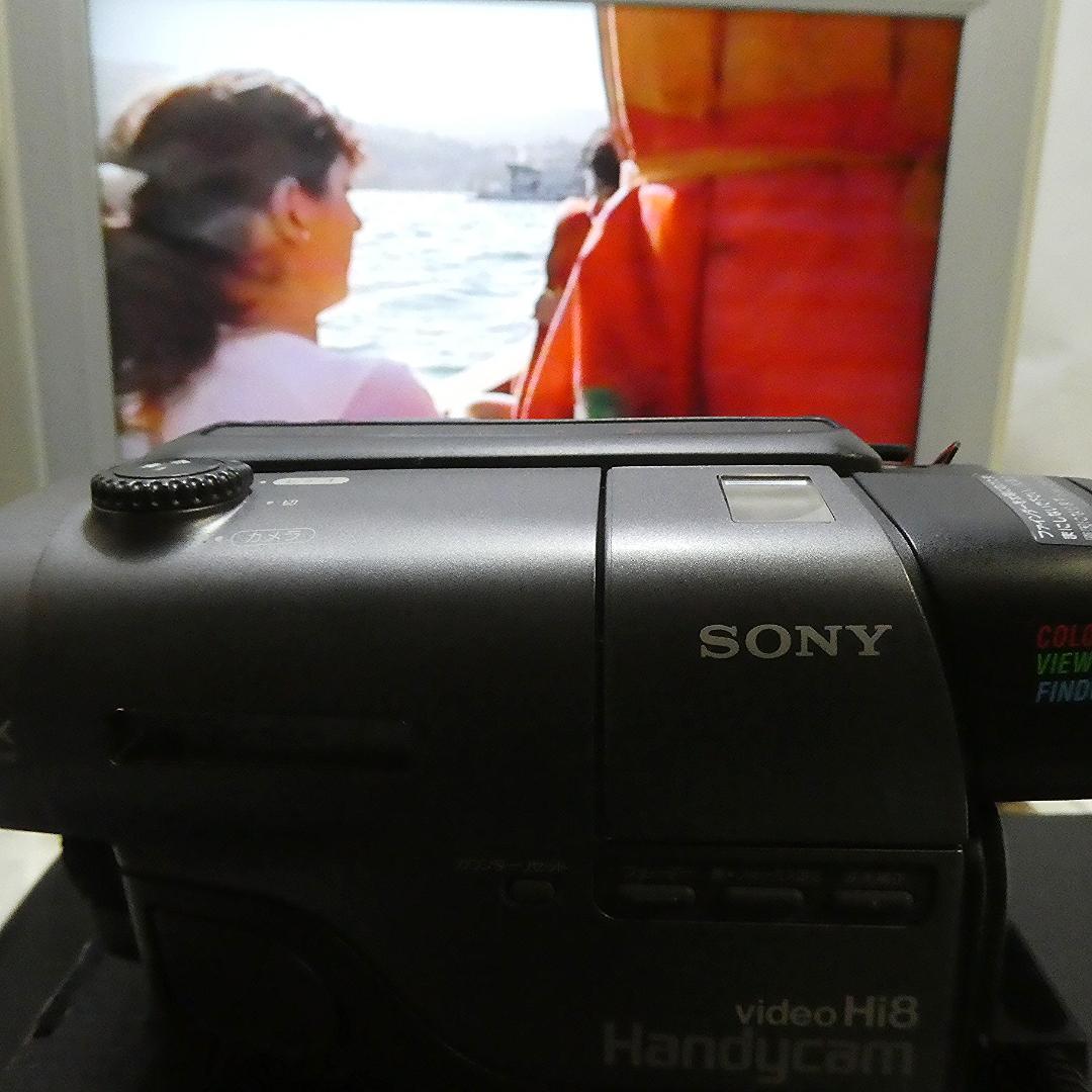 美品・動作良好 VideoHi8ソニー CCD-TR11高画質8ミリビデオ
