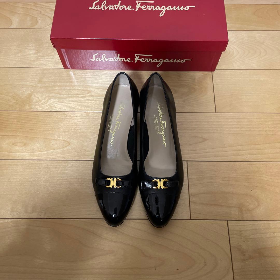 残りわずか】 お値下げ フェラガモ 7C ハイヒール/パンプス - bigstore.tn