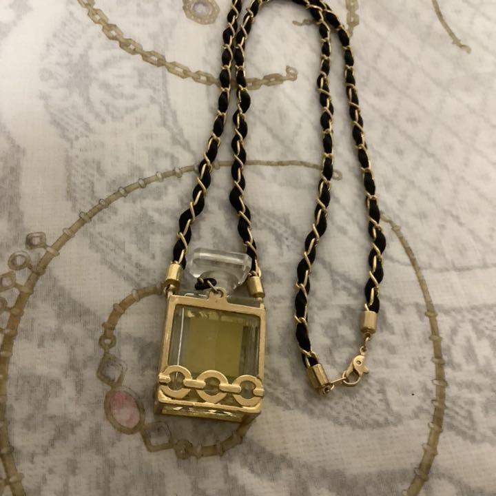 100%新品人気SALE ネックレス 香水 シャネルNo.19 vintage 7hKrn-m47140540508 最安値通販