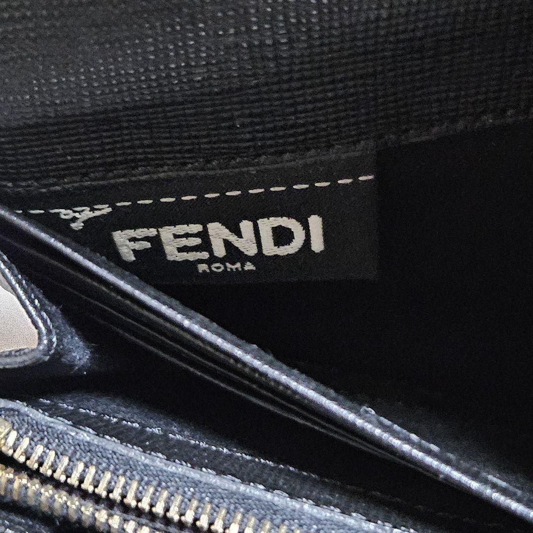 FENDIフェンディ コンチネンタル 2つ折り 長財布 小物