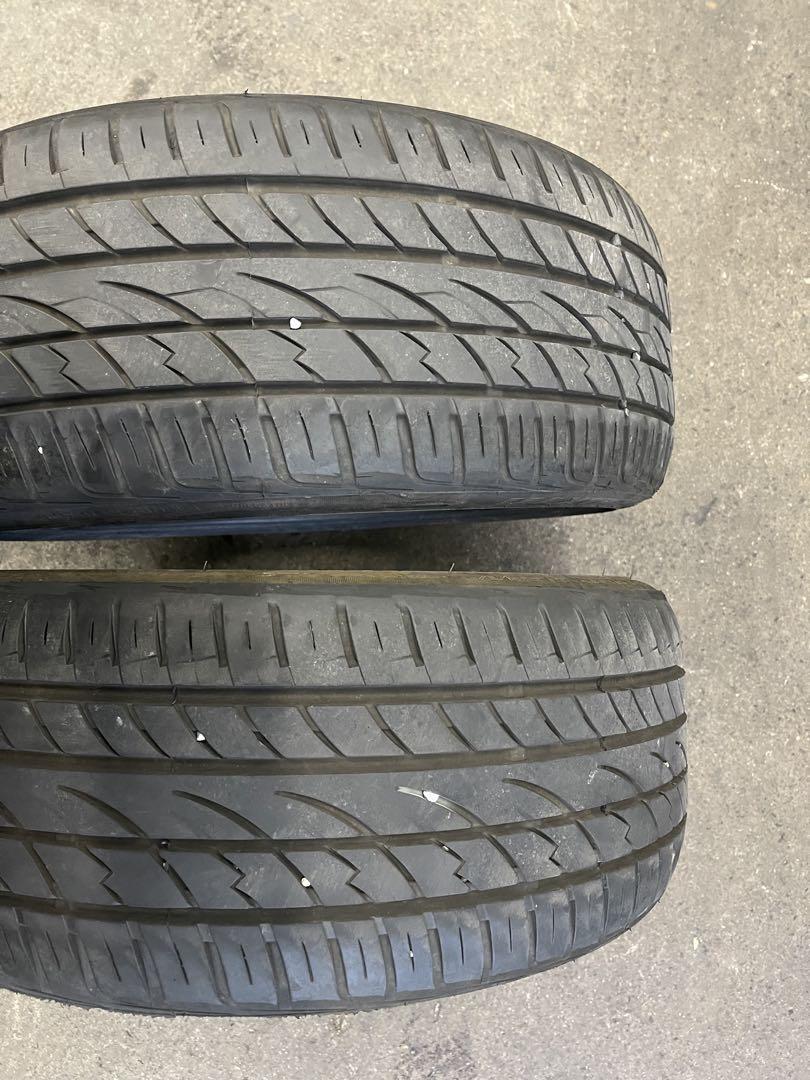 225-35R20サマータイヤ ２本