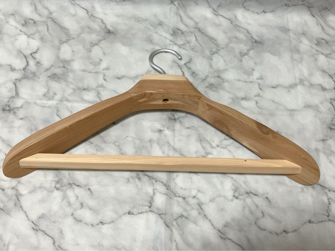 無印ハンガー幅広【45cm】廃番品　レッドシダーハンガー