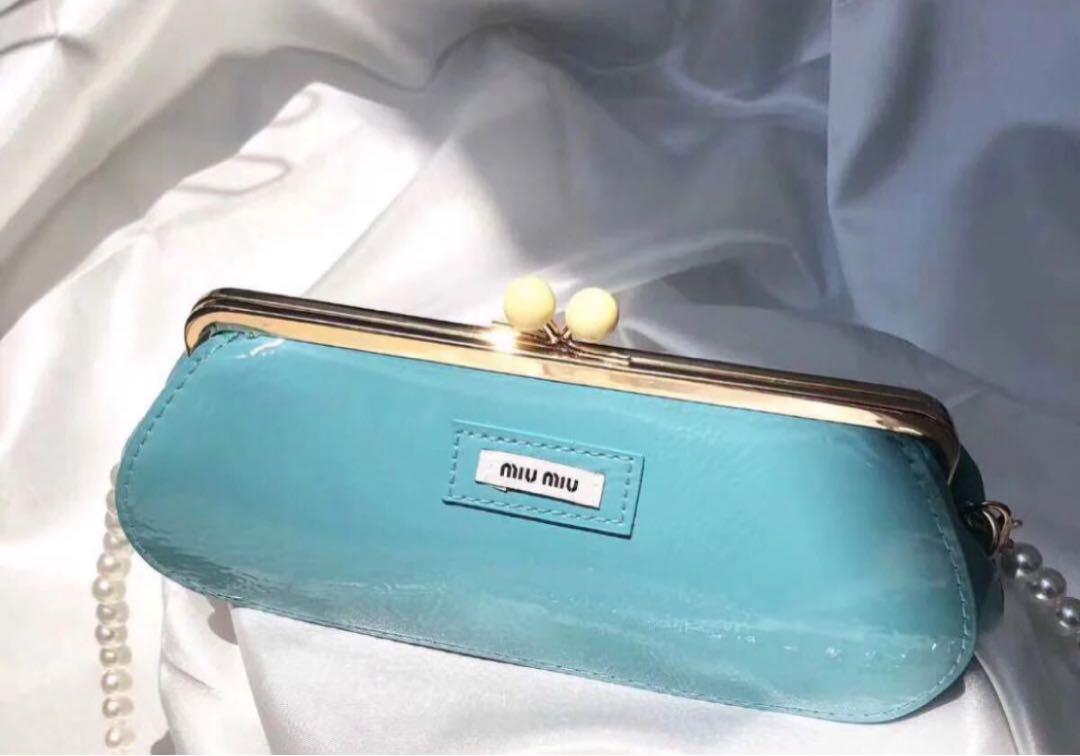 水色 がま口財布 チェーン付き ノベルティーmiumiu ミュウミュウ 非売品