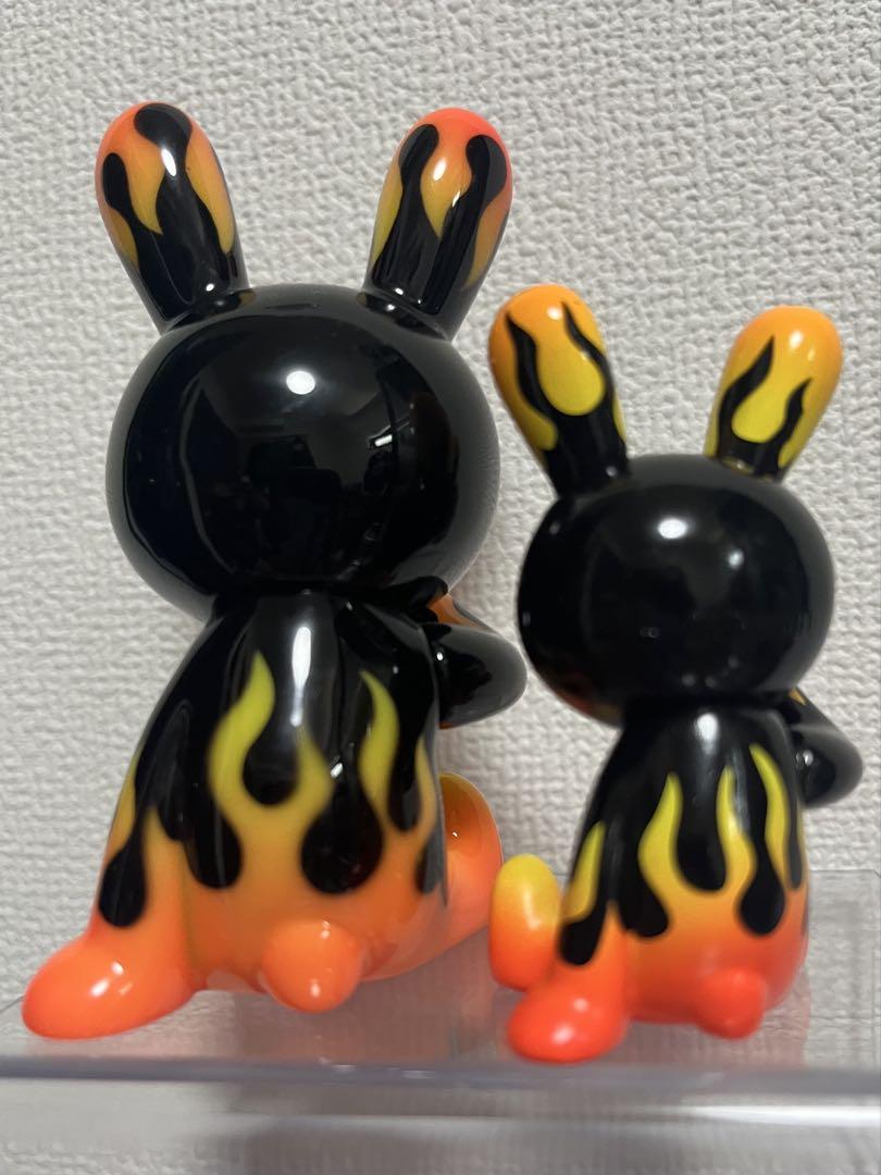 BLACK RABBiT　お座り Fire pattern OR×BK