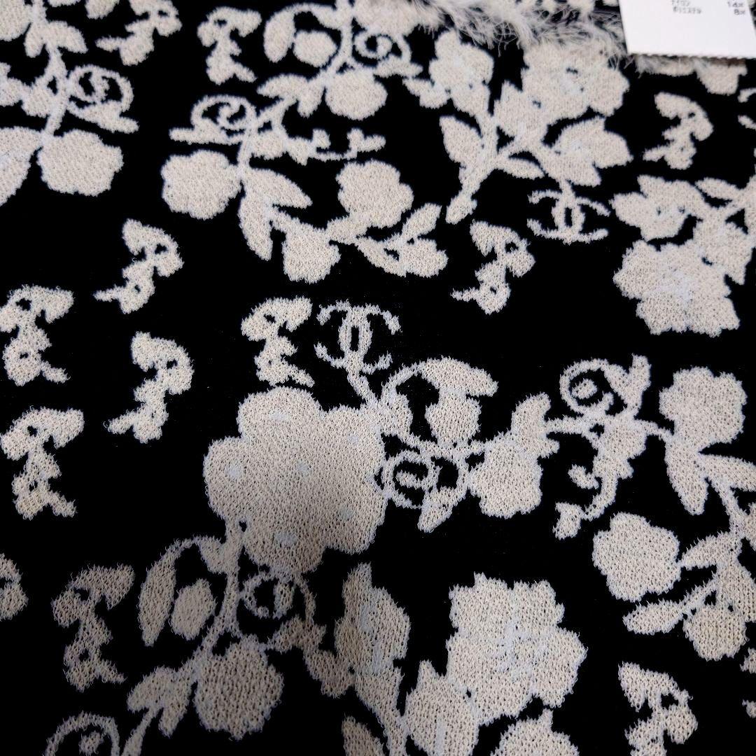 ★CHANEL★ フラワー柄 五分袖ニット 42 ☆CHANEL☆ フラワー柄 五分袖ニット 42