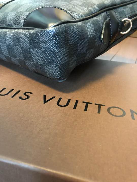 LOUIS VUITTON  ポルトドキュマン