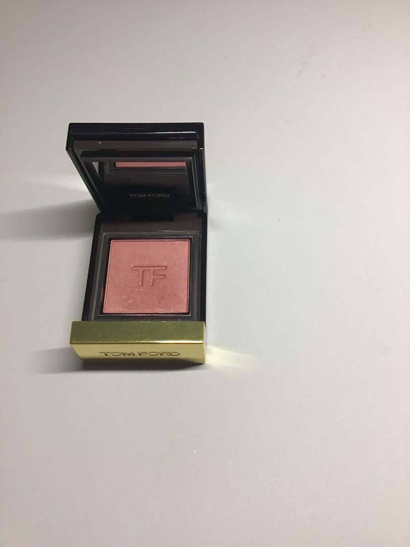 TOM FORD BEAUTY トム フォード アイシャドウ