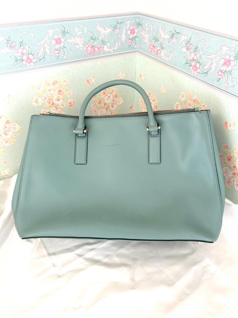 (超美品)　トリーバーチ　A4サイズ入ります