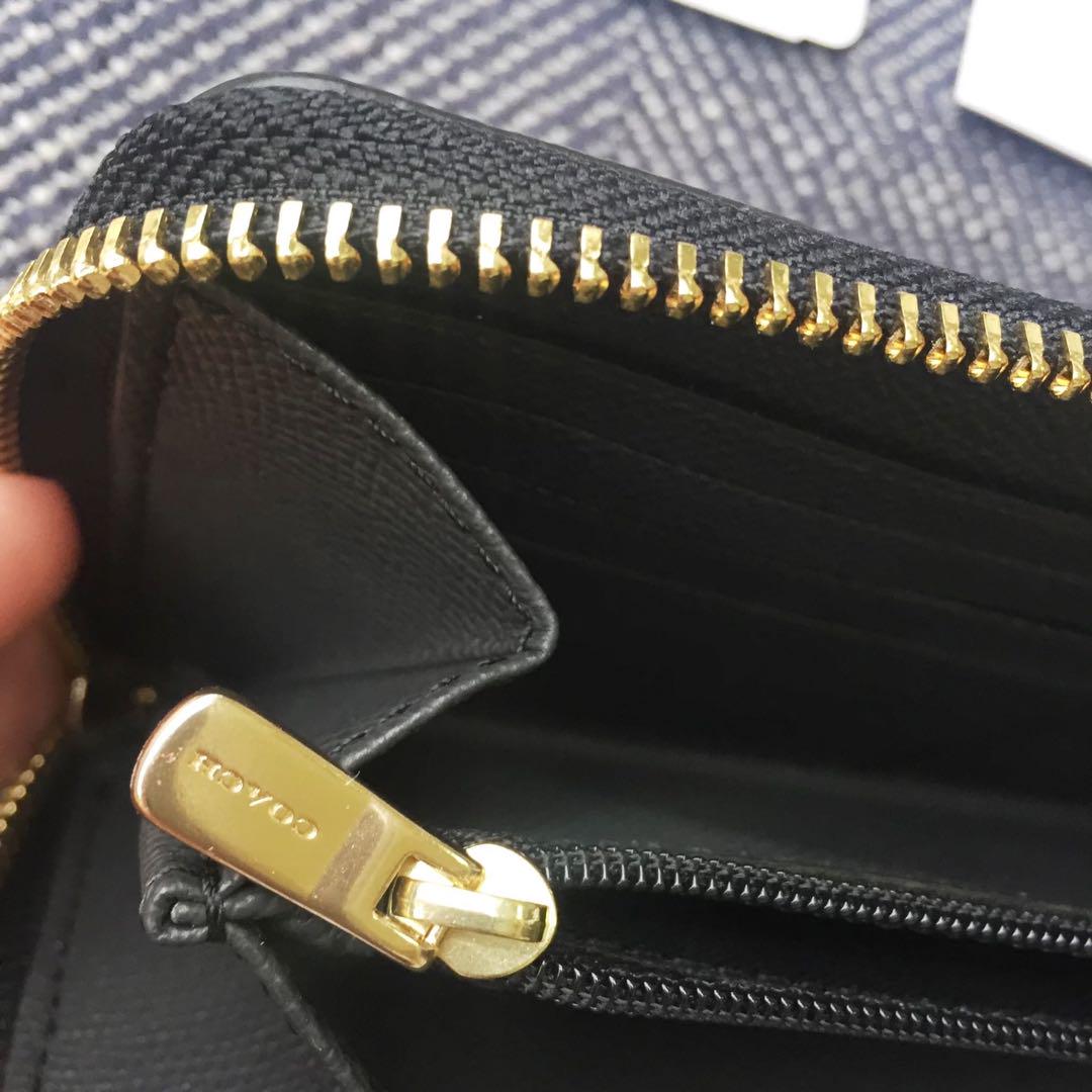 【新品・本物】COACHの長財布 ラウンドジップ 黒