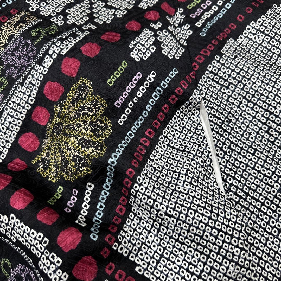 振袖 総絞り 黒 金彩t 多色 金駒刺繍 流水