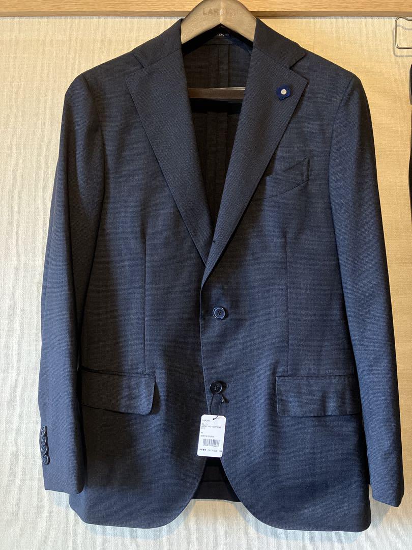 新品】LARDINI 46 スーツ セットアップ 3Bジャケット&パンツ 新品】LARDINI 46 スーツ セットアップ 3Bジャケット&パンツ