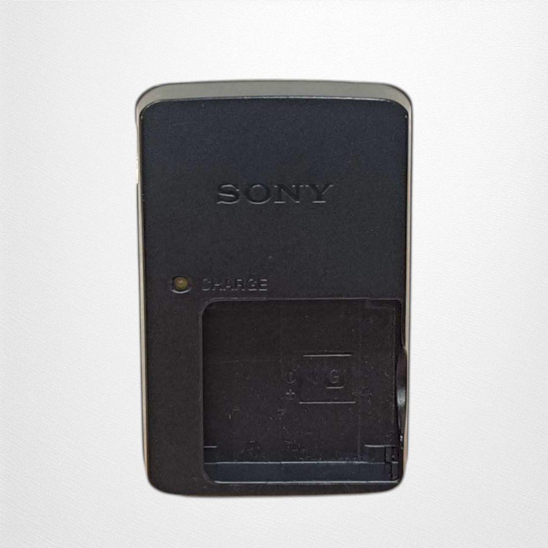 美品 SONY Cyber-shot DSC-WX1 デジカメ ブラック 充電器 美品 SONY Cyber-shot DSC-WX1 デジカメ ブラック 充電器