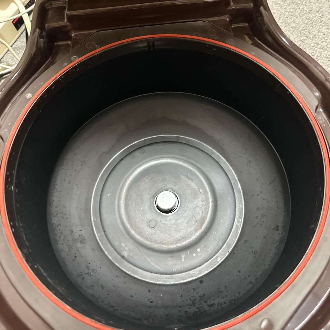 三菱 IHジャー炊飯器　NJ-AW107-W 2016年製