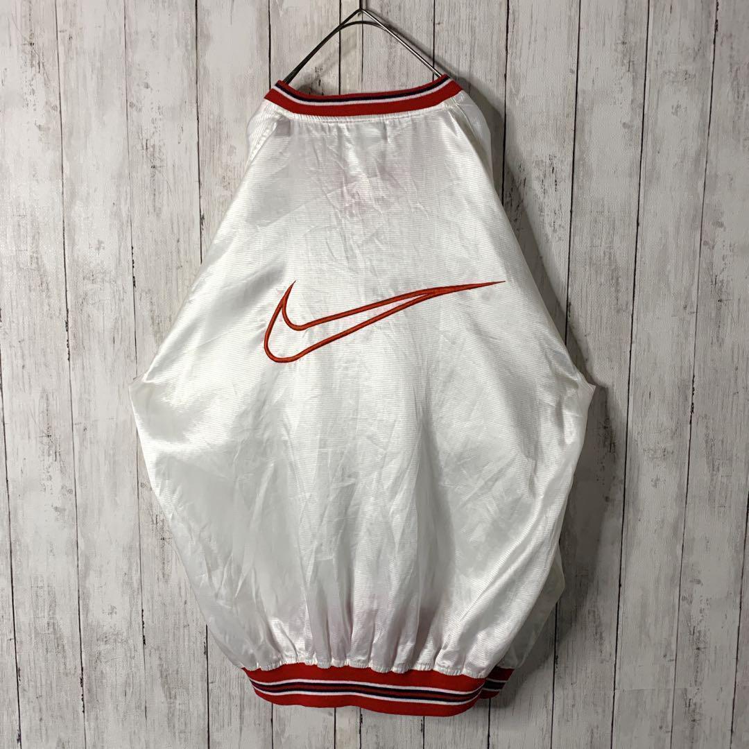 プルオーバー ナイロンジャケット