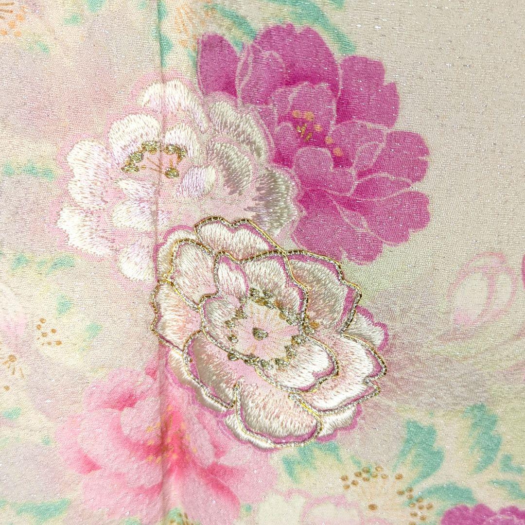 120 銀通し 紋意匠 暈し 金駒刺繍 振袖フルセット正絹 白系 裄68.5