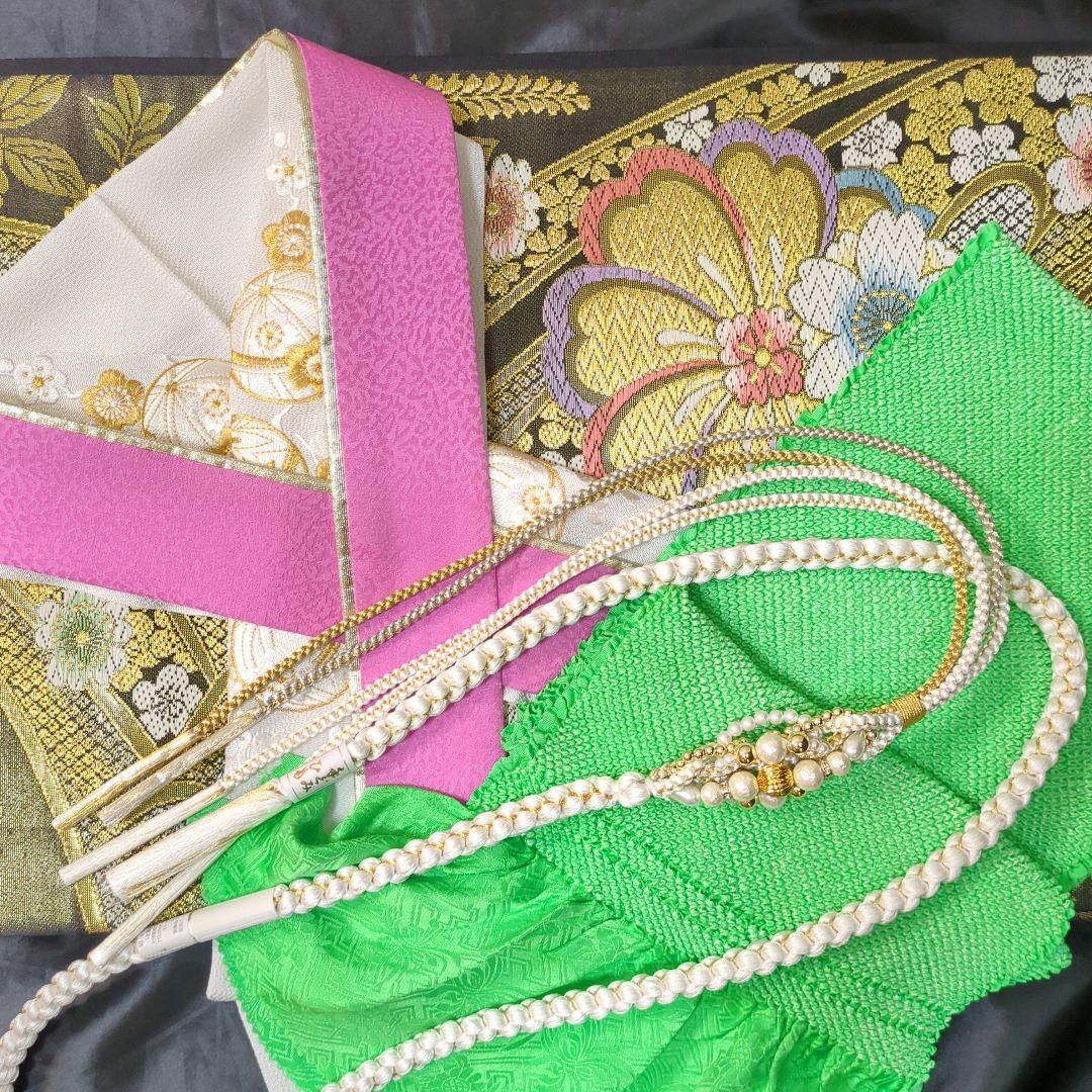 120 銀通し 紋意匠 暈し 金駒刺繍 振袖フルセット正絹 白系 裄68.5