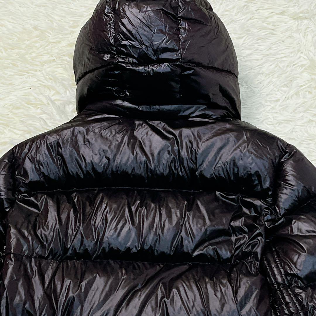 【美品】TATRAS　タトラス　ベルボ　BELBO　　ダウン S