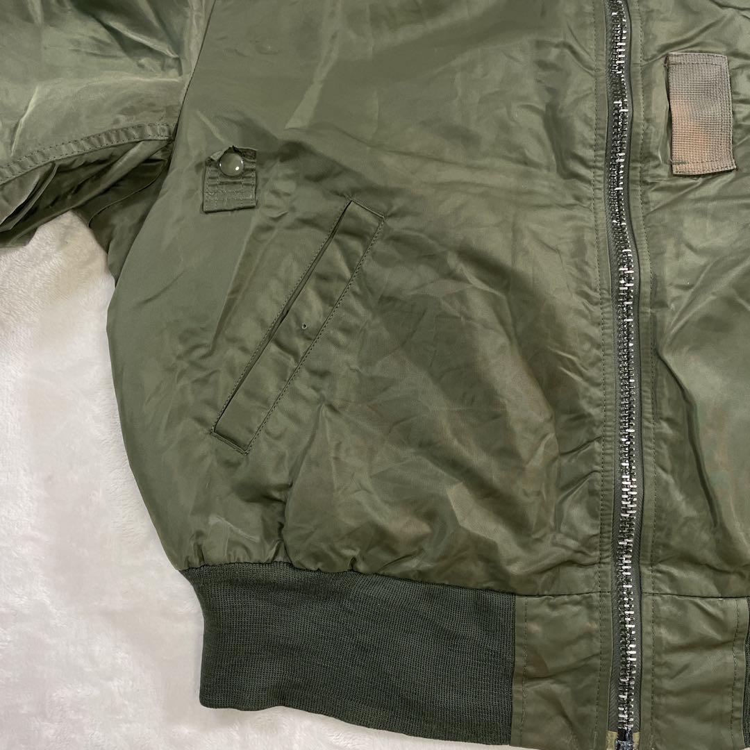 アルファインダストリーズ B-15