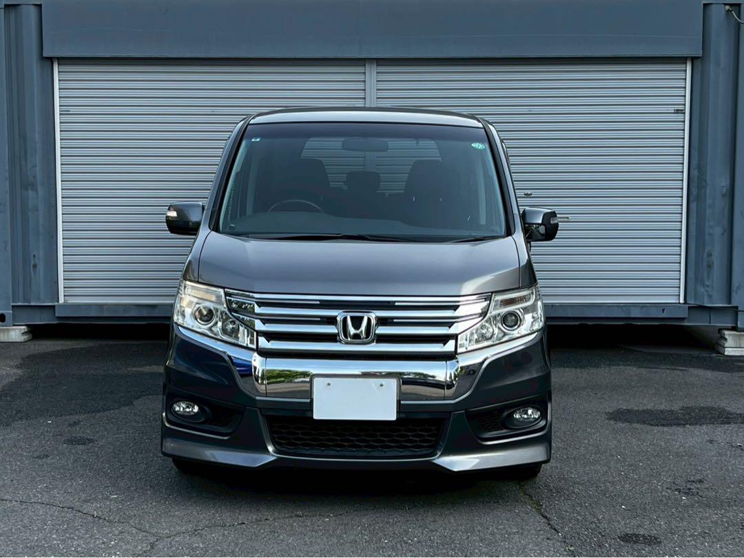 ステップワゴンスパーダZ‼️9インチCar Playナビ‼️