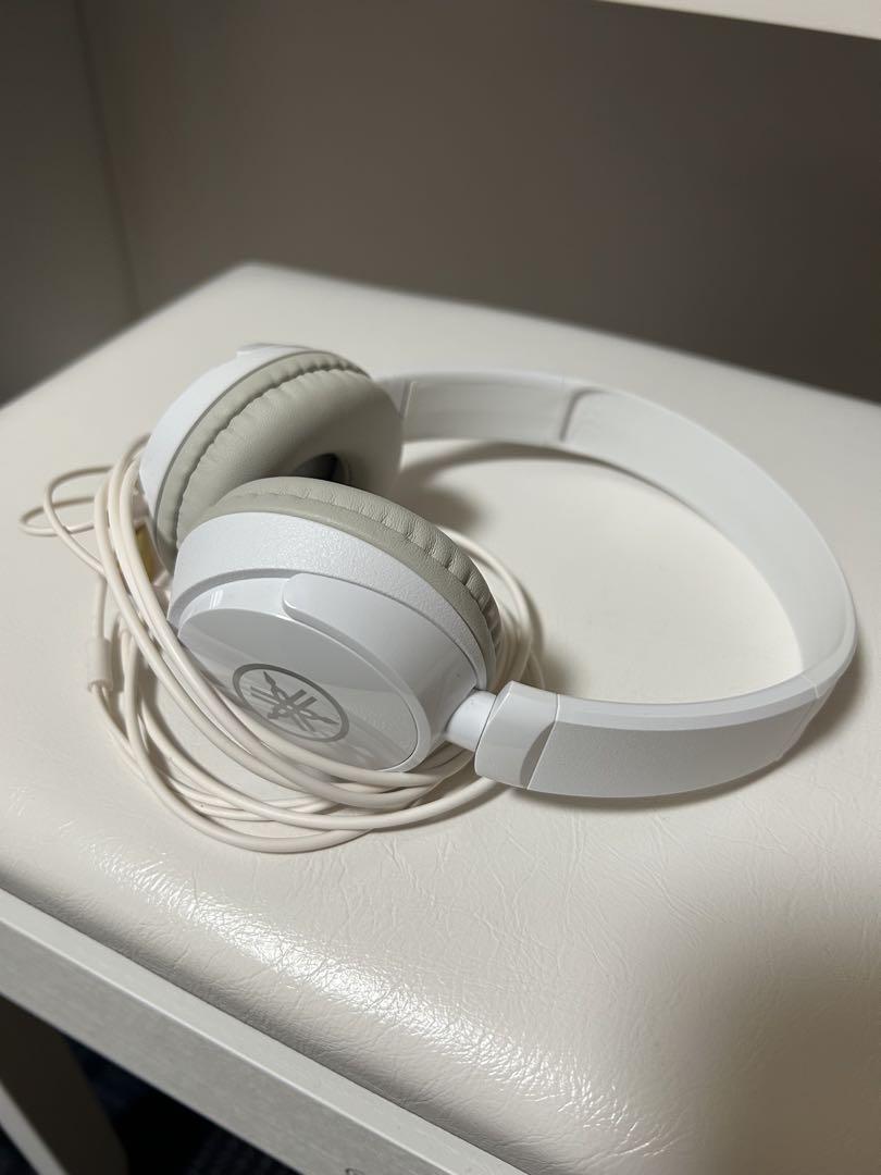 ヤマハ電子ピアノ　SCLP7450 木製鍵盤 ホワイト