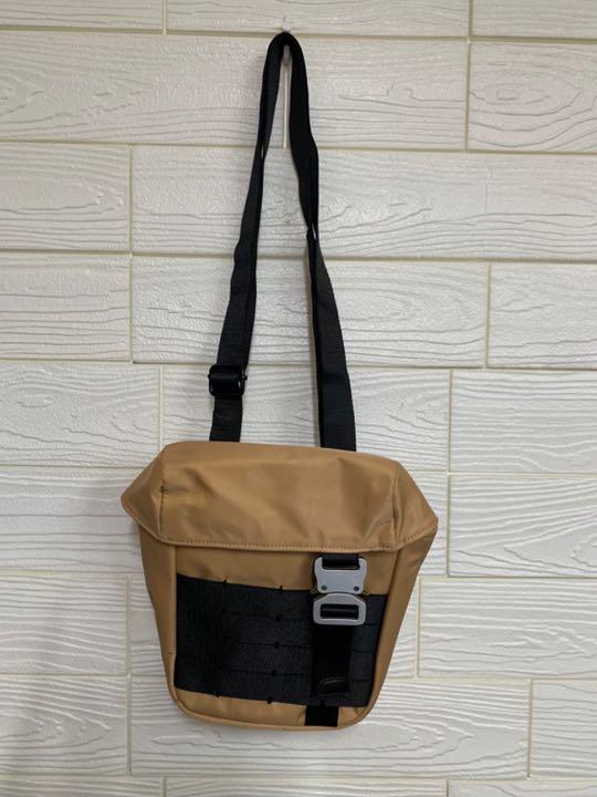 ALYX bag ショルダー ボディ body ベージュ カバン
