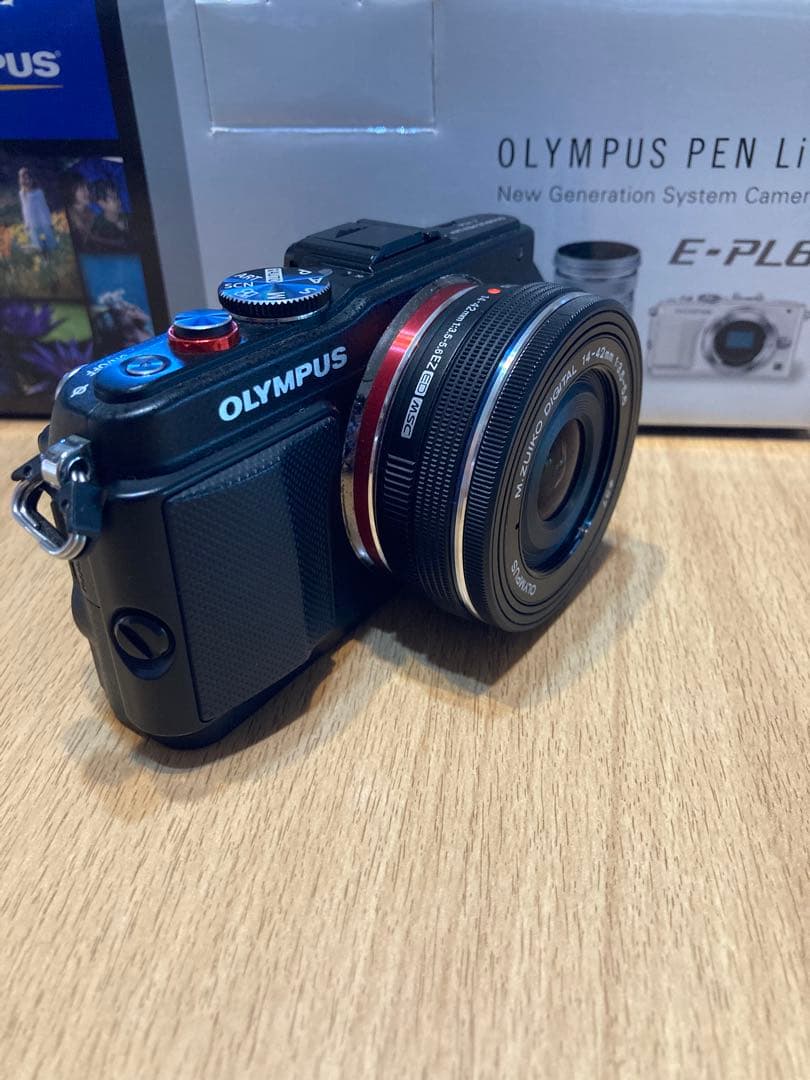 ミラーレス一眼 OLYMPUS PEN Lite E-PL6 その他付属