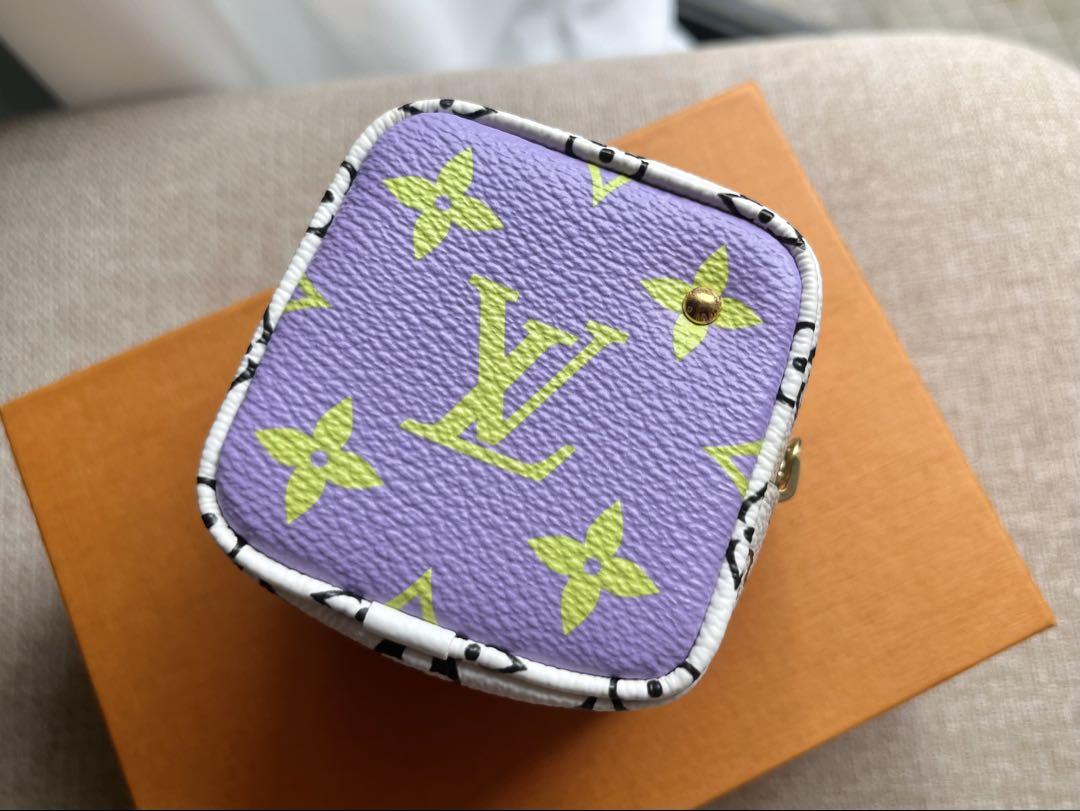 Louis Vuitton 花柄 キューブ型 コインケース