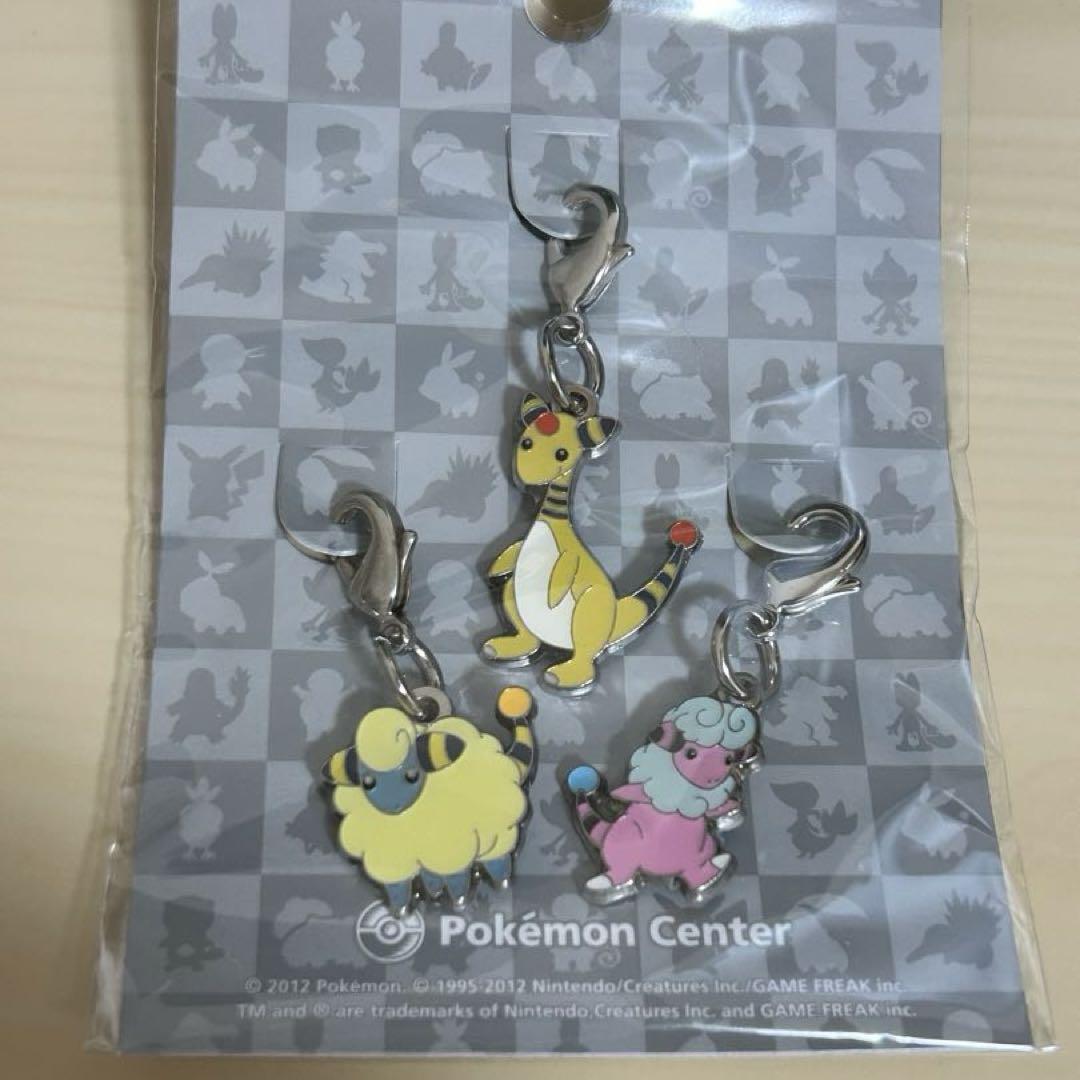 ポケモンセンター限定 全国ずかんメタルチャーム まとめ売り 2012年版