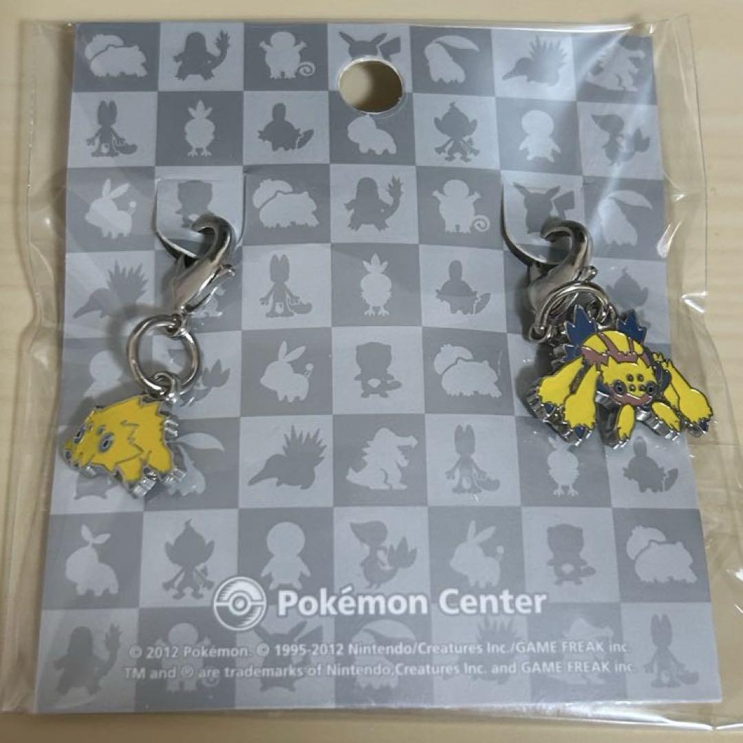 ポケモンセンター限定 全国ずかんメタルチャーム まとめ売り 2012年版