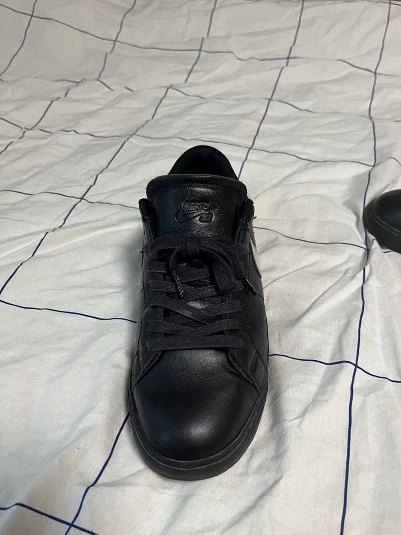 NIKE SB ブラックスニーカー NIKE SB ブラックスニーカー