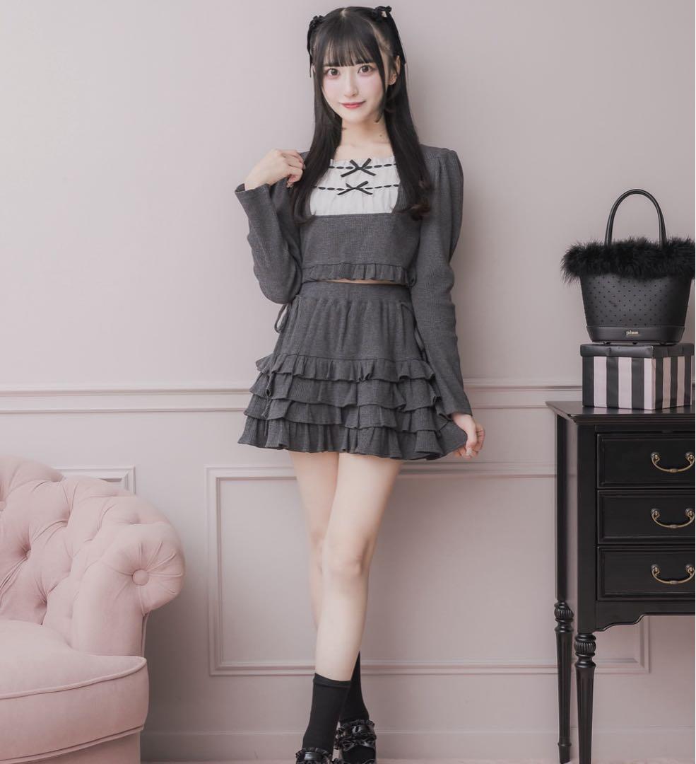pium ドーリーフリルカットソーセットアップ pium ドーリーフリルカットソーセットアップ