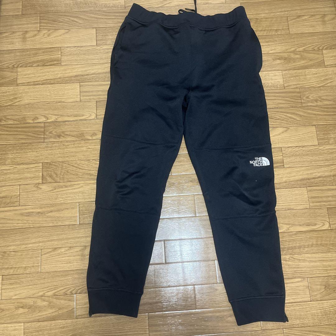 THE NORTH FACE トレーニングパンツ 黒