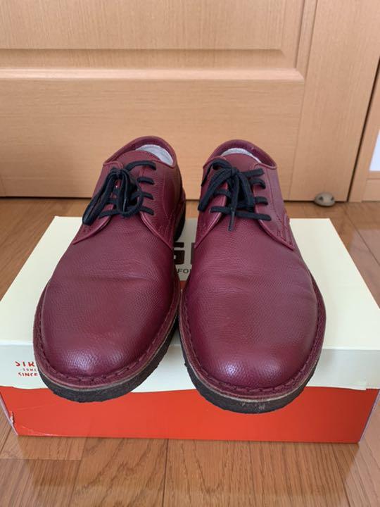 clarks desert low
