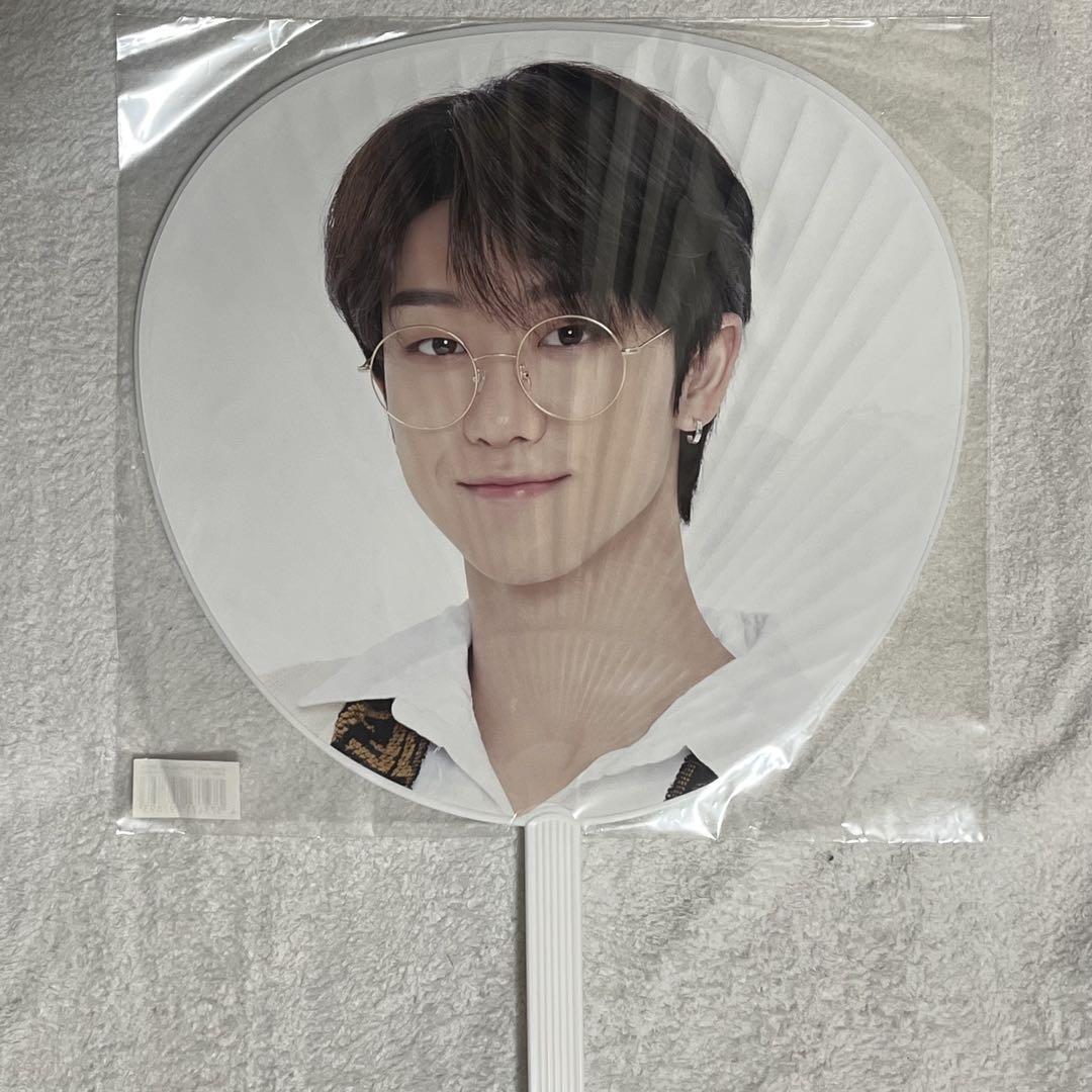ミンハオ ペンミ うちわ seventeen グッズ seventeen the8 ミンハオ うちわ ディエイト follow