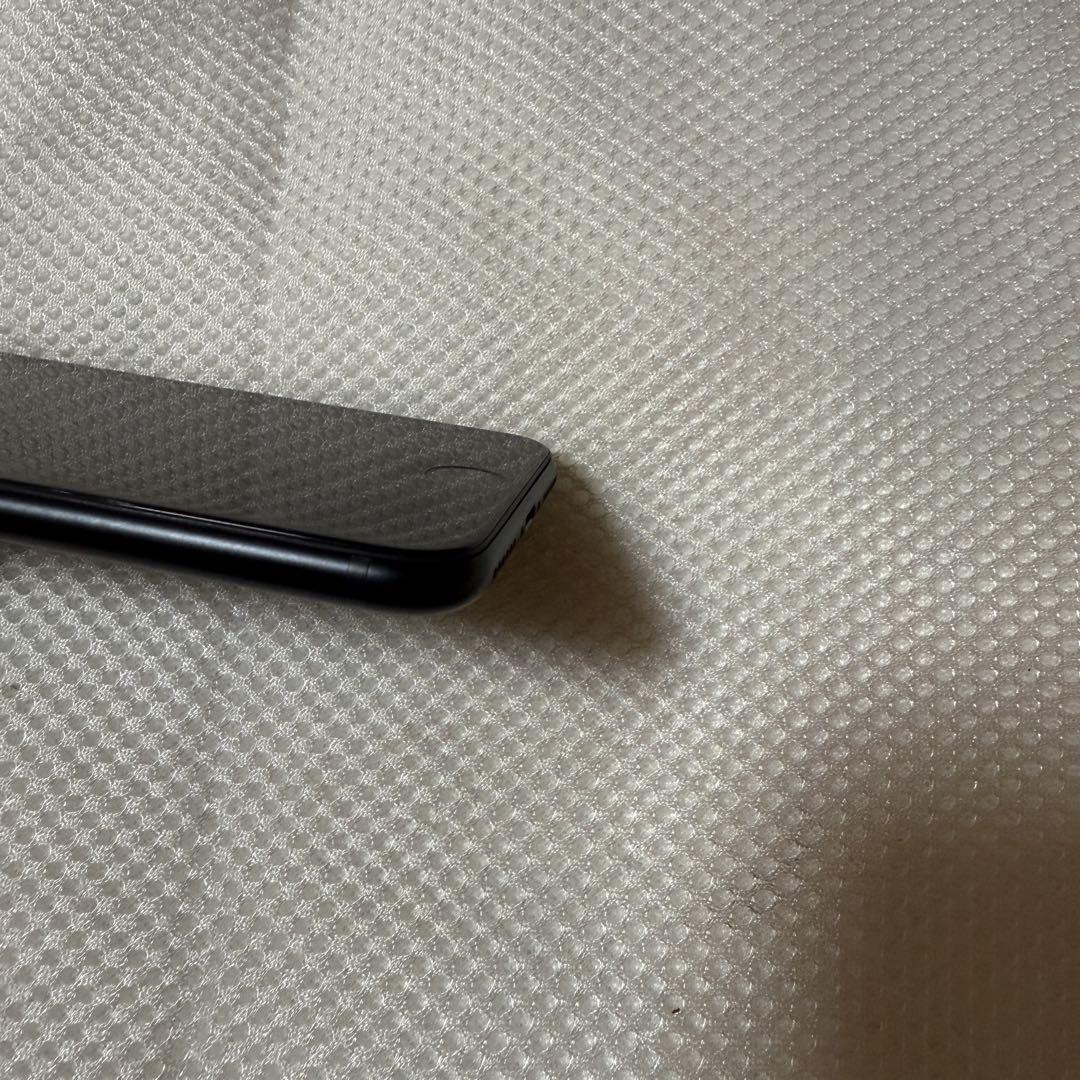 ⭐︎美品 SIMフリー iPhoneSE3 128GB バッテリー100%