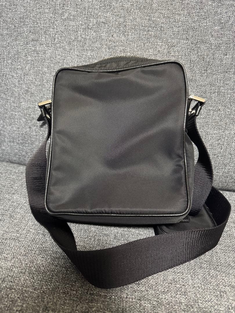 Re-Nylon xサフィアーノレザー ショルダーバッグPRADA WWW_OLIVIERBERNSTEIN_COM