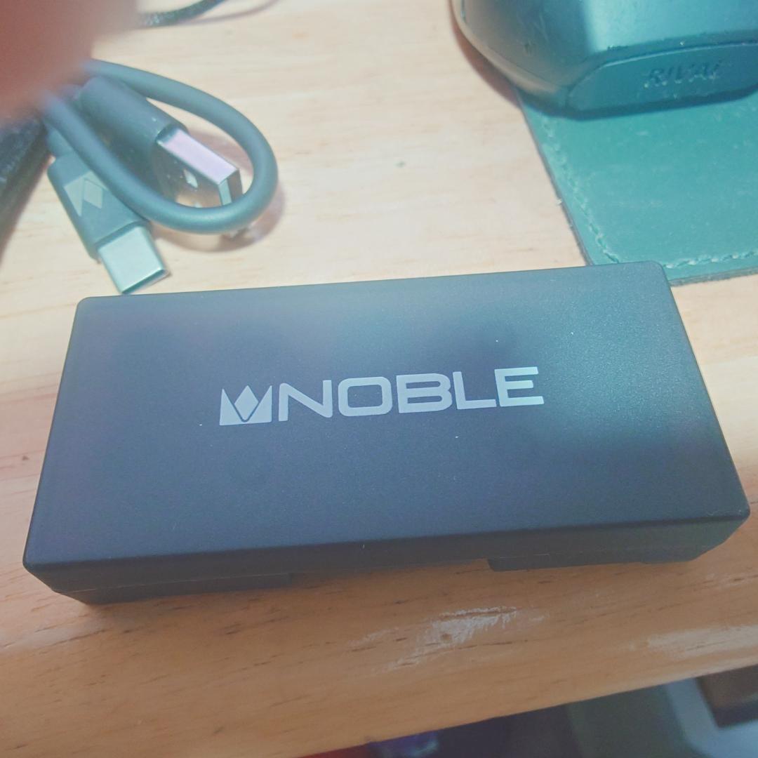 FoKus TRIUMPH ワイヤレスイヤフォン FoKus TRIUMPH ワイヤレスイヤフォン