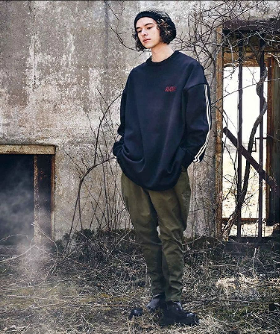 1642 鬼滅の刃リスペクトの藤の花リース·藍染めの刺し繍入り