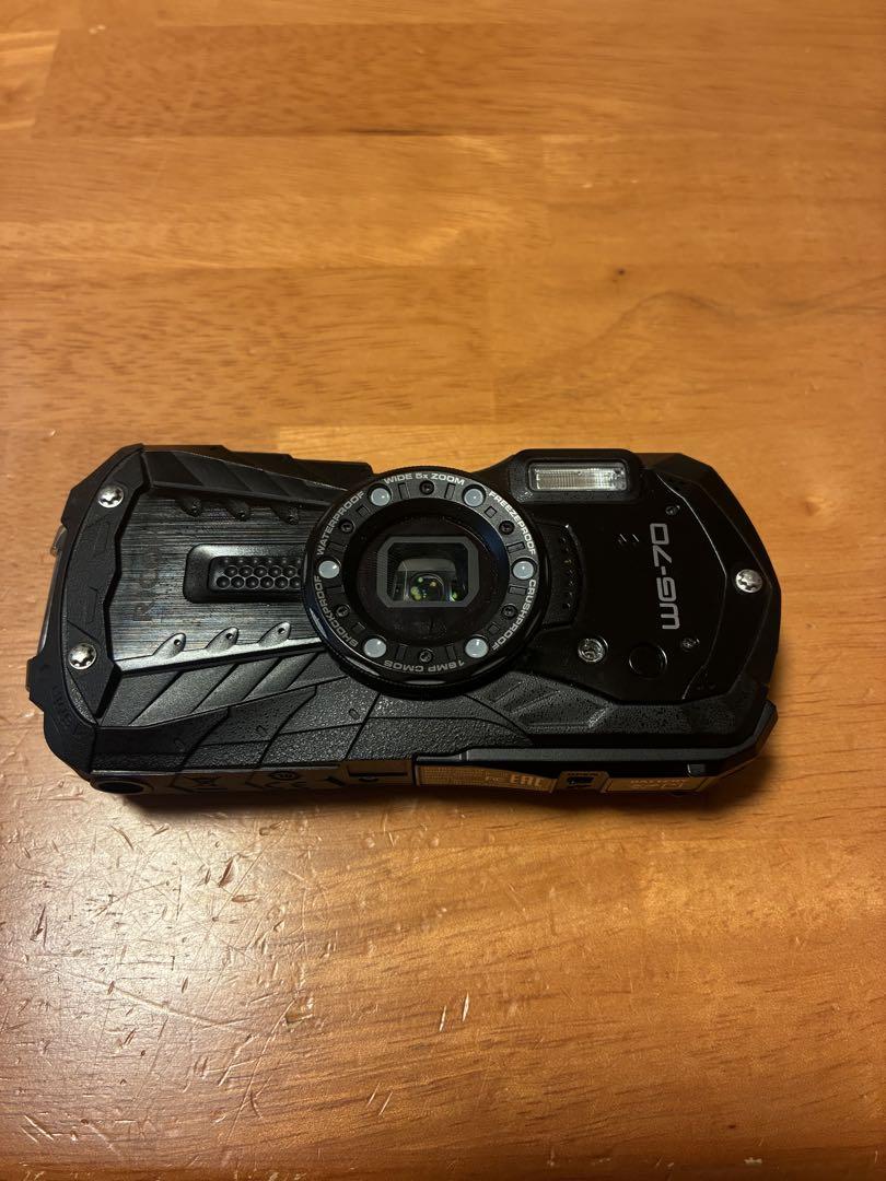 美品　RICOH コンパクトデジタルカメラ　WG-70 ブラック
