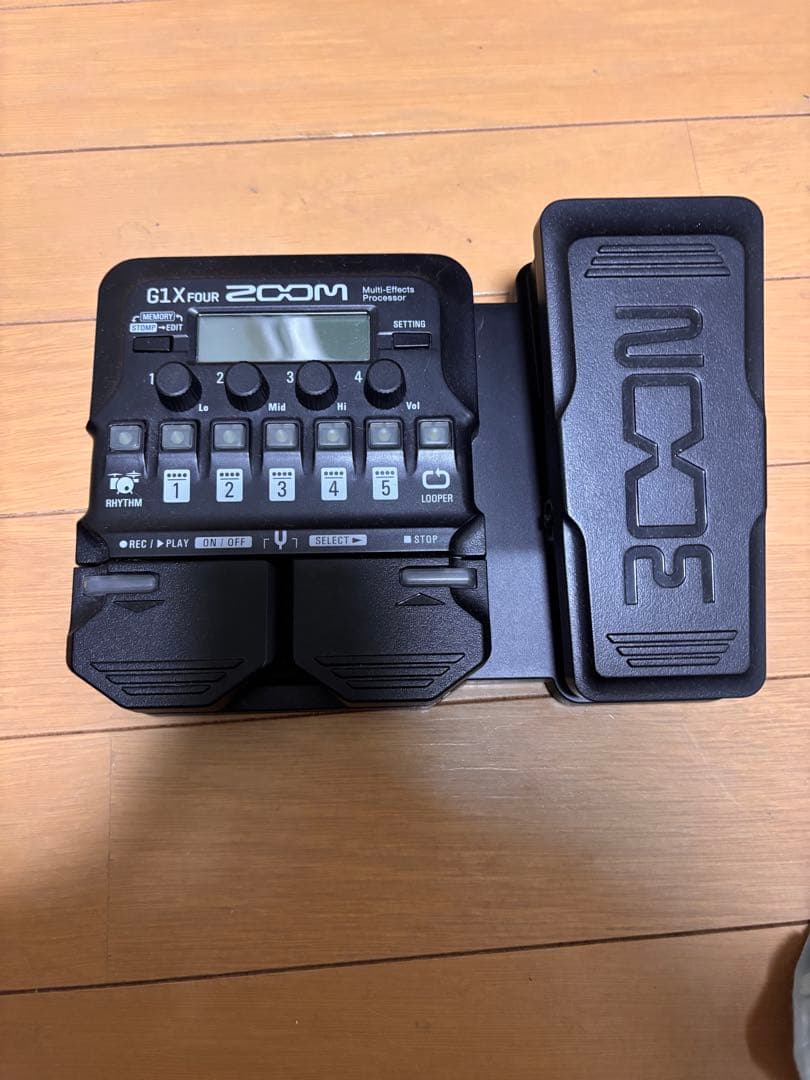 ZOOM G1X FOUR マルチエフェクター