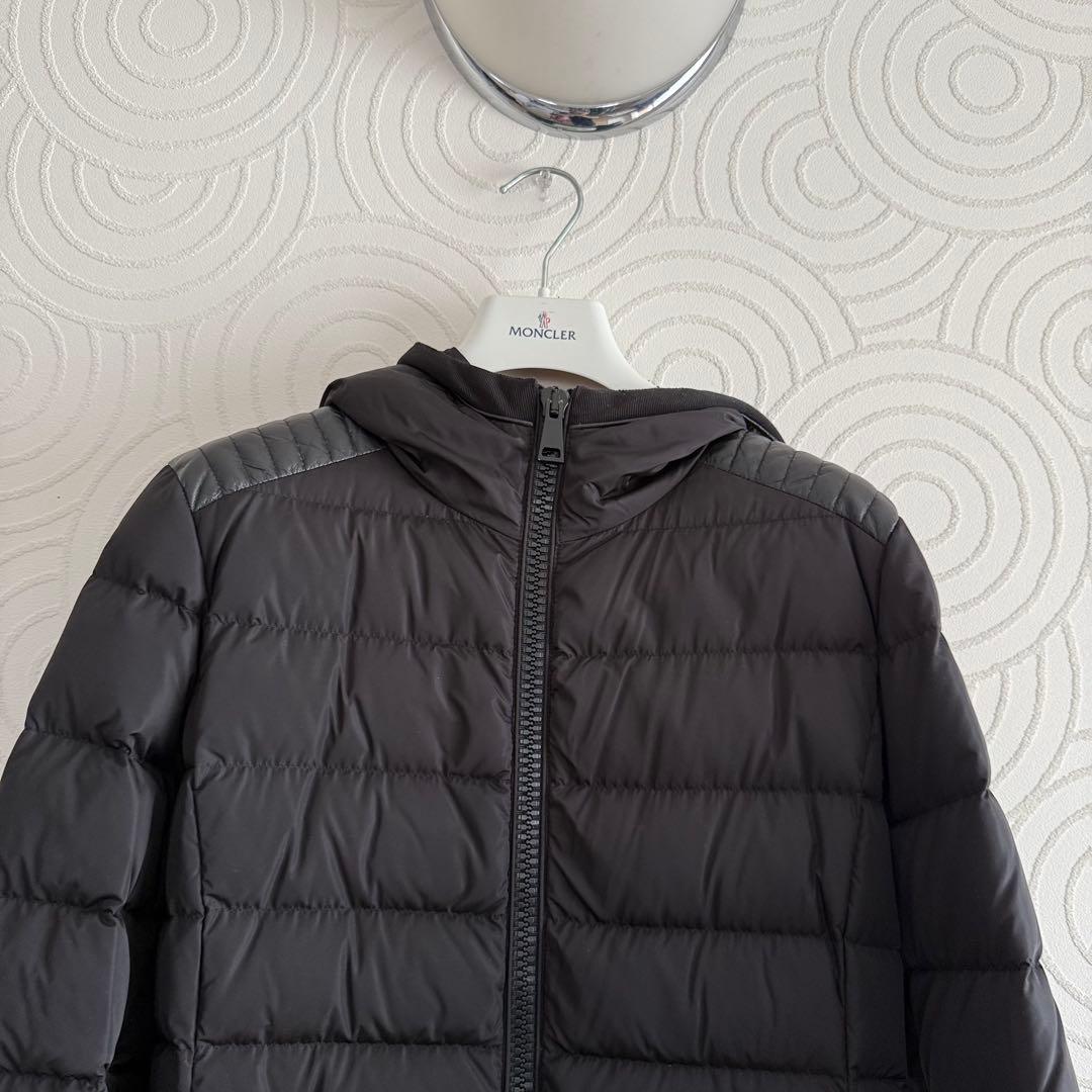 【美品】MONCLER TALEVE ブラック T1 mdprevattcaulkingandwaterproofing.com