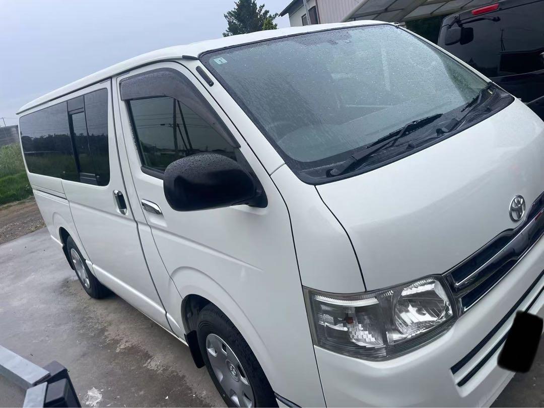 トヨタ ハイエース ホワイト バン 2WD