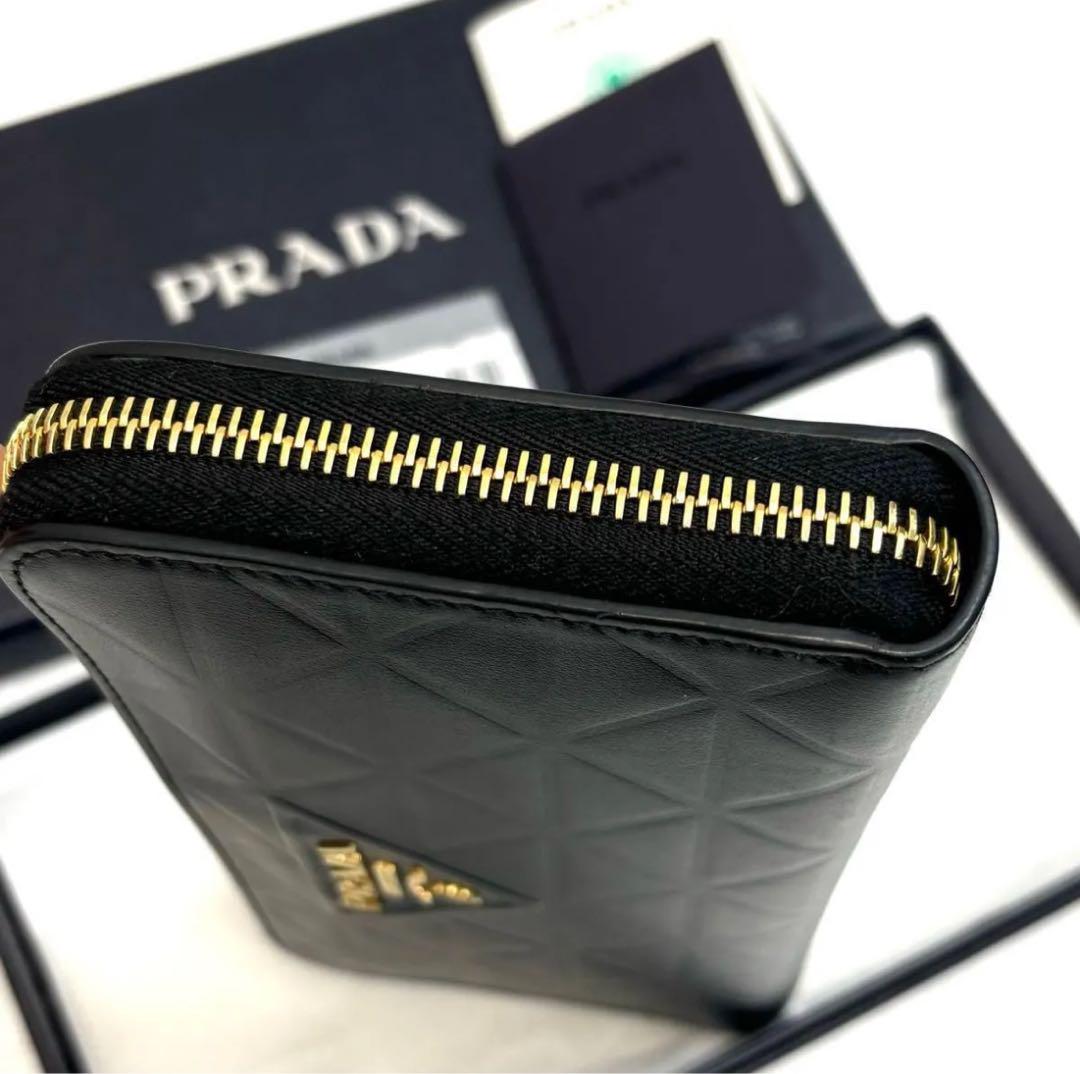 プラダ(PRADA)プラダ ラウンド長財布 ラウンド長財布 財布
